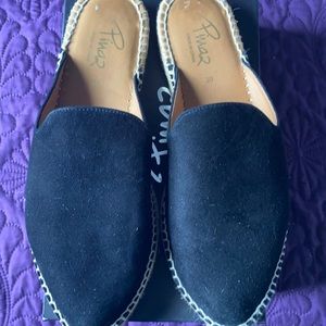Woman’s mules